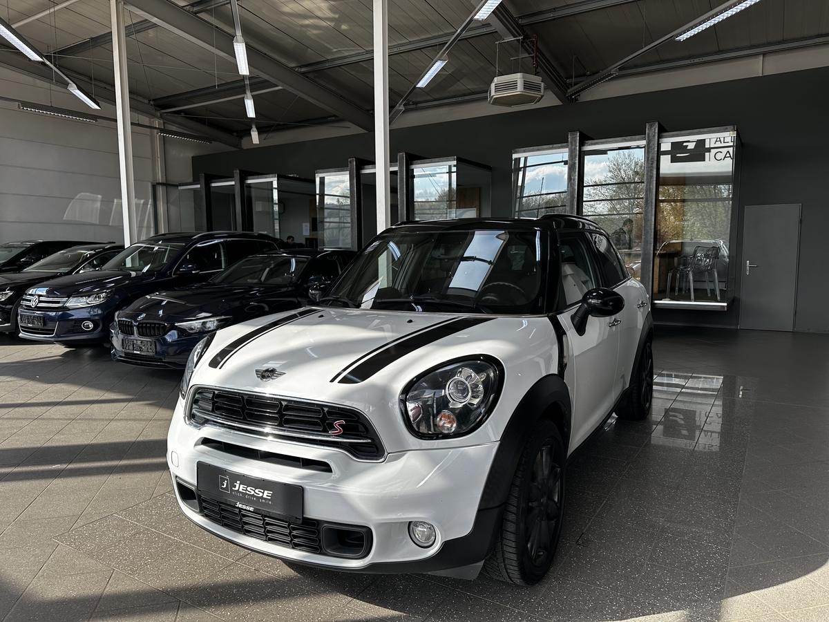 MINI Cooper S Countryman  Bi-Xenon Navi SHZ PDC