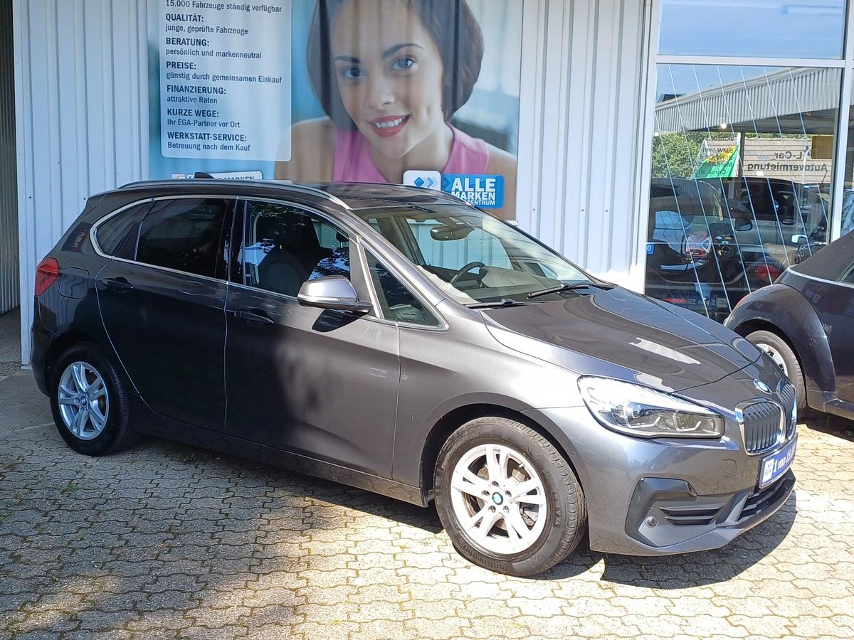 BMW 218 Active Tourer  AUTOM. ADVANTAGE PDC ALU SHZ KAMERA NAVI 