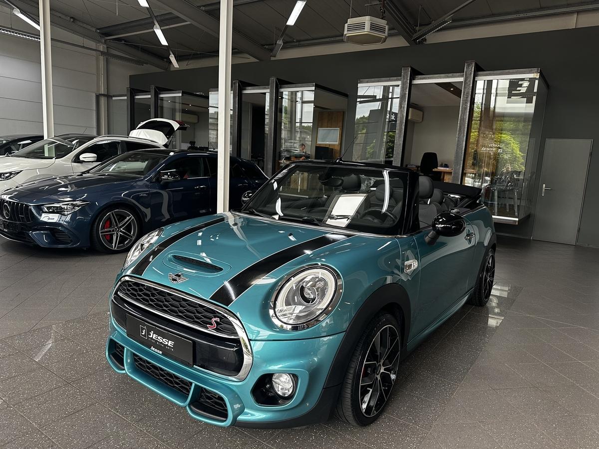 MINI Cooper S Cabrio JCW LED Navi Tempo. PDC 